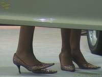 Feet Under The Table - The N.1 Resource for female feet seduction scenes - Videos, pictures and stories of women seducing men with their feet